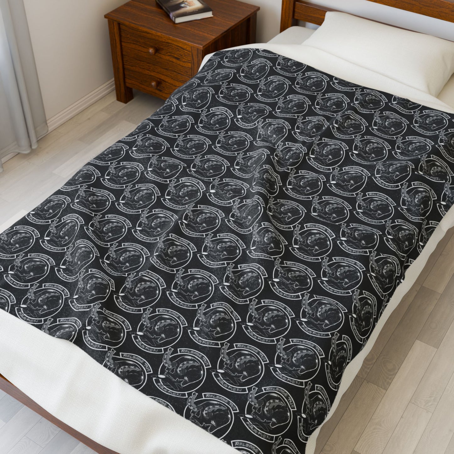 KRAKEN VELVETEEN PLUSH BLANKET